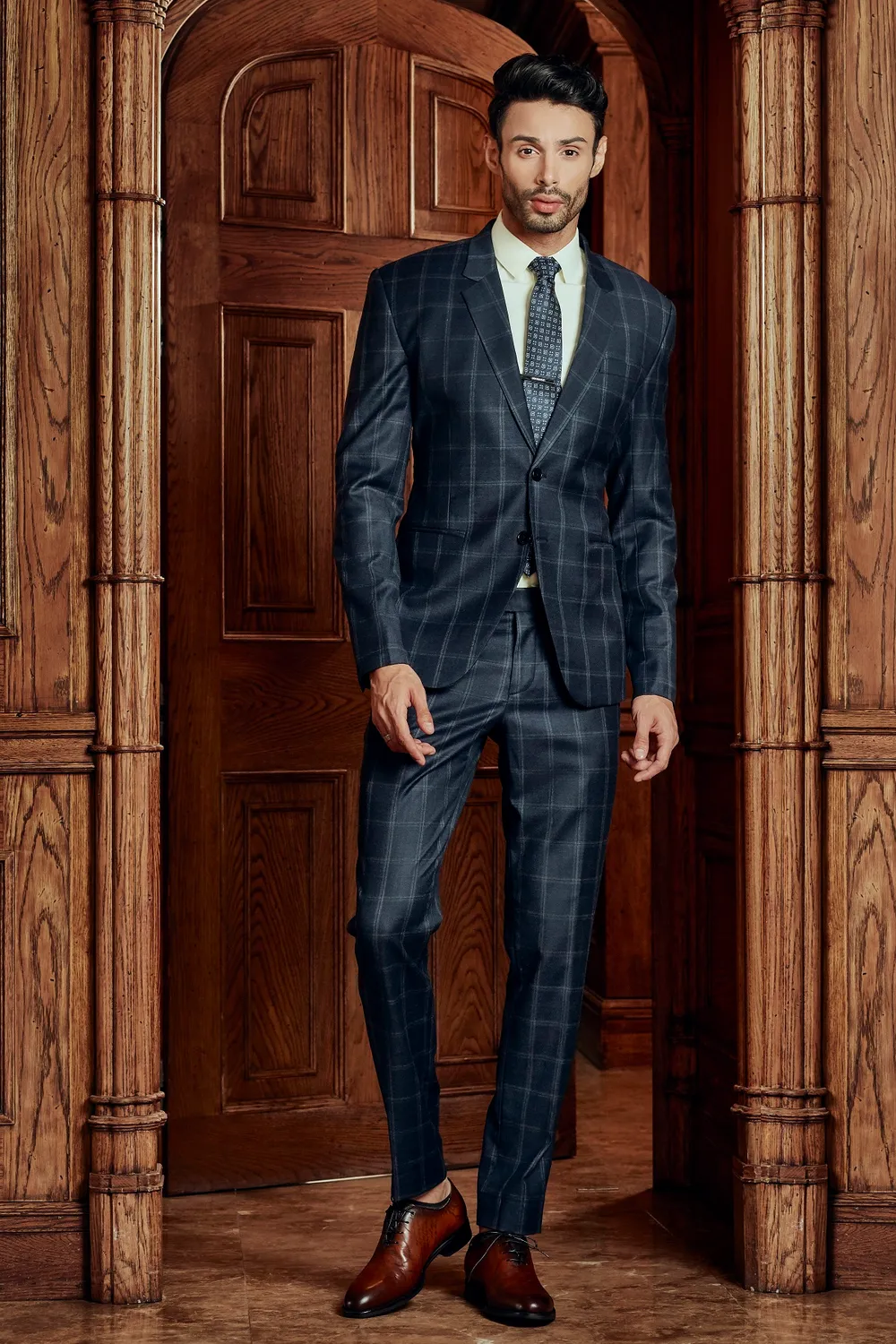 Suit doanh nhân · 38 — 1/1