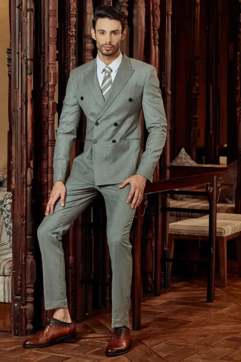 Suit doanh nhân · 41