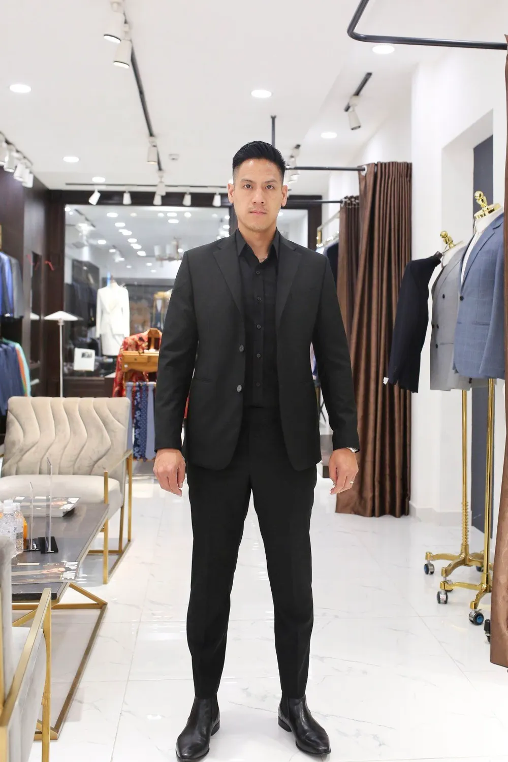 Suit doanh nhân · 44 — 1/1