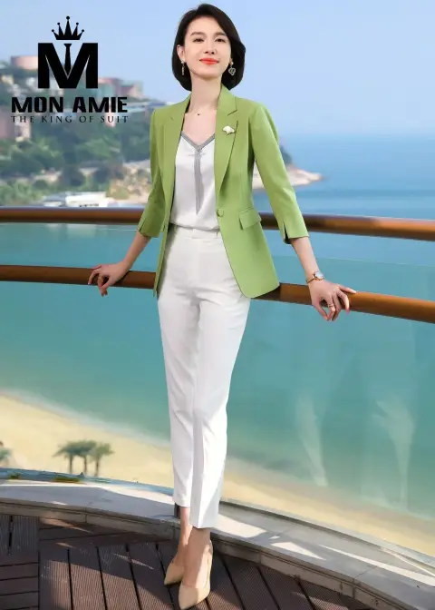 Blazer xanh cốm tay lửng, quần trắng — PN1745