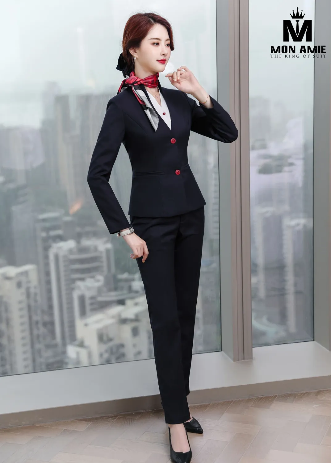 Vest nữ navy, khăn lụa đỏ, quần tây PN1953 — 1/4